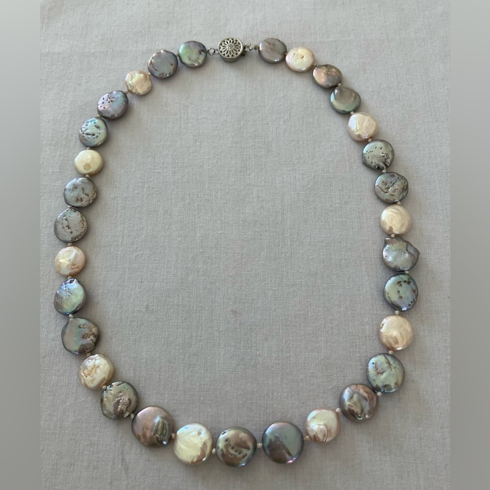 Coin Pearl Necklace Freshwater Gray Cream Lustre Button Pearls - Picture 3 of 11